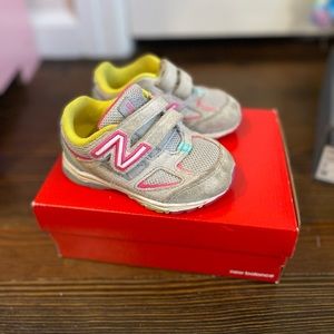 Toddler new balance sneakers
